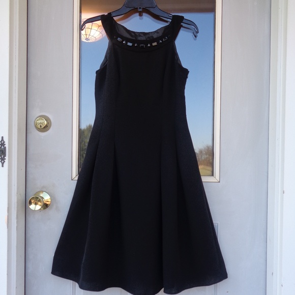 Evan Picone embellished neckline classic black dress 2 P - Picture 3 of 10